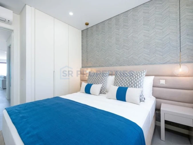 Apartamento T2 para Venda em Quarteira Foto 17