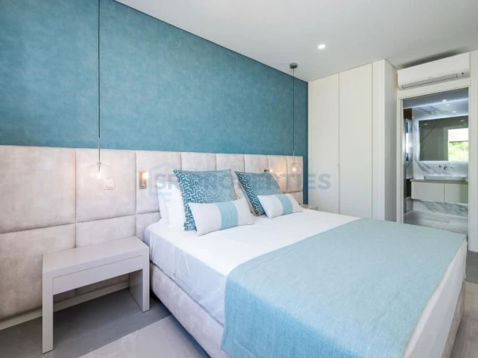 Apartamento T2 para Venda em Quarteira Foto 15