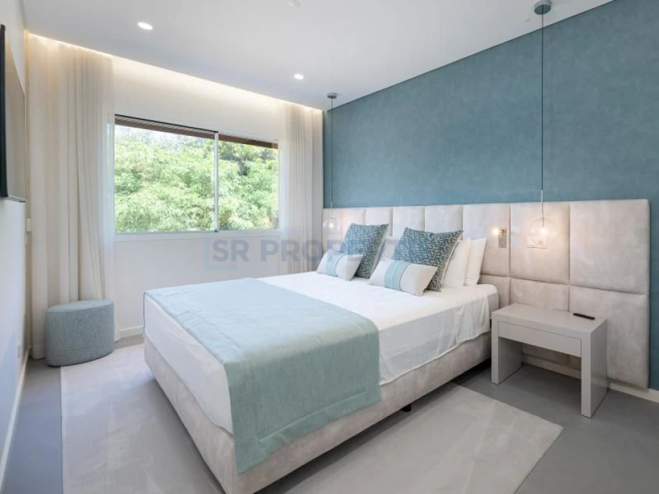 Apartamento T2 para Venda em Quarteira Foto 3
