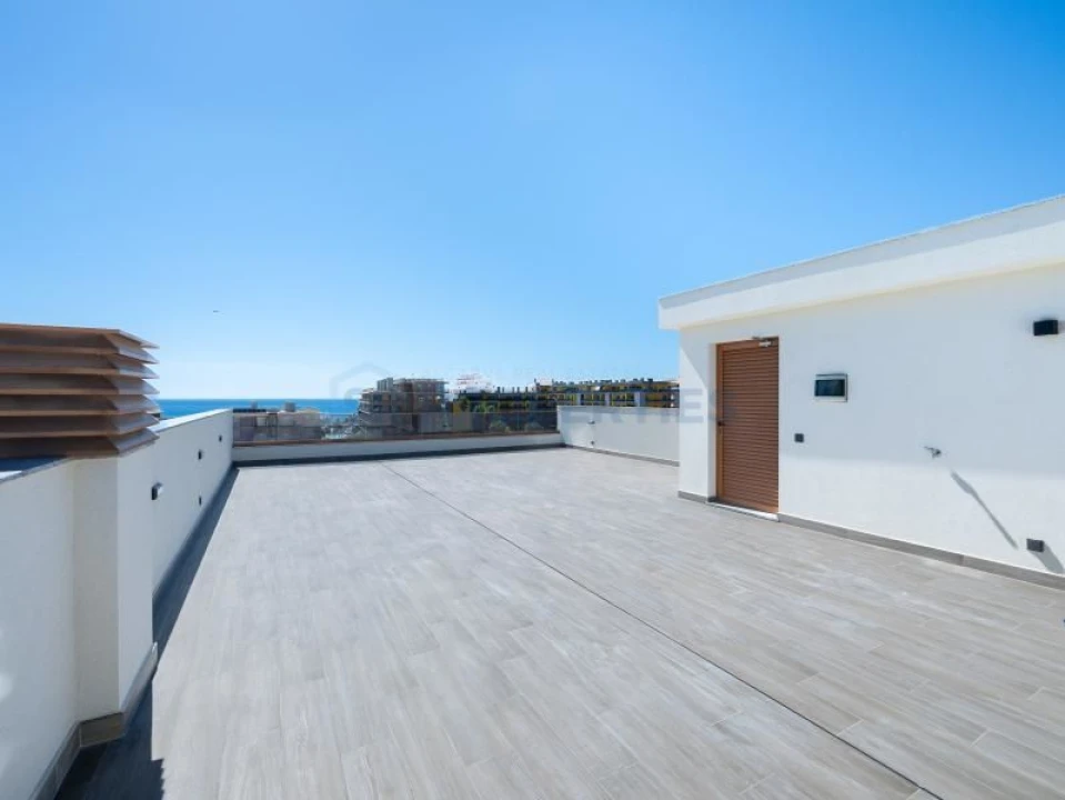 Apartamento T2 para Venda em Quarteira Foto 21