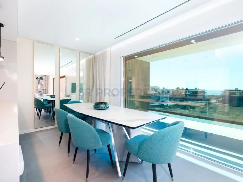 Apartamento T2 para Venda em Quarteira Foto 6