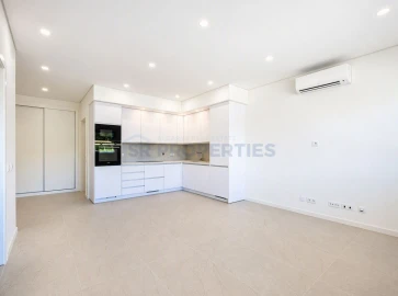 Apartamento T1 para Venda em Quarteira