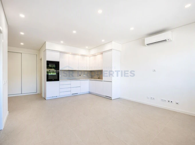 Apartamento T1 para Venda em Quarteira Foto 2