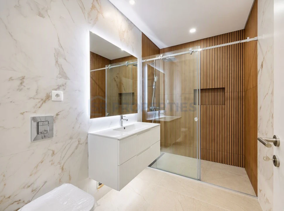Apartamento T1 para Venda em Quarteira Foto 7