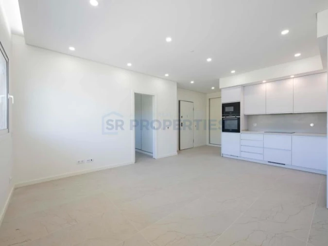 Apartamento T2 para Venda em Quarteira Foto 9