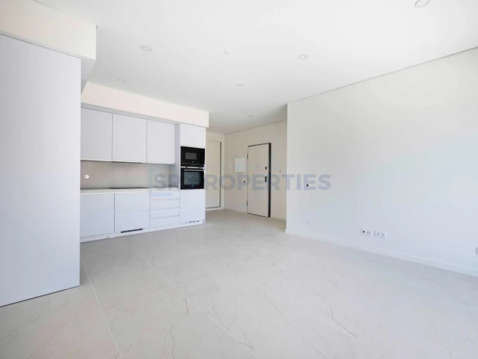 Apartamento T2 para Venda em Quarteira Foto 2