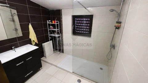 Quinta T6 para Venda em São Marcos da Serra