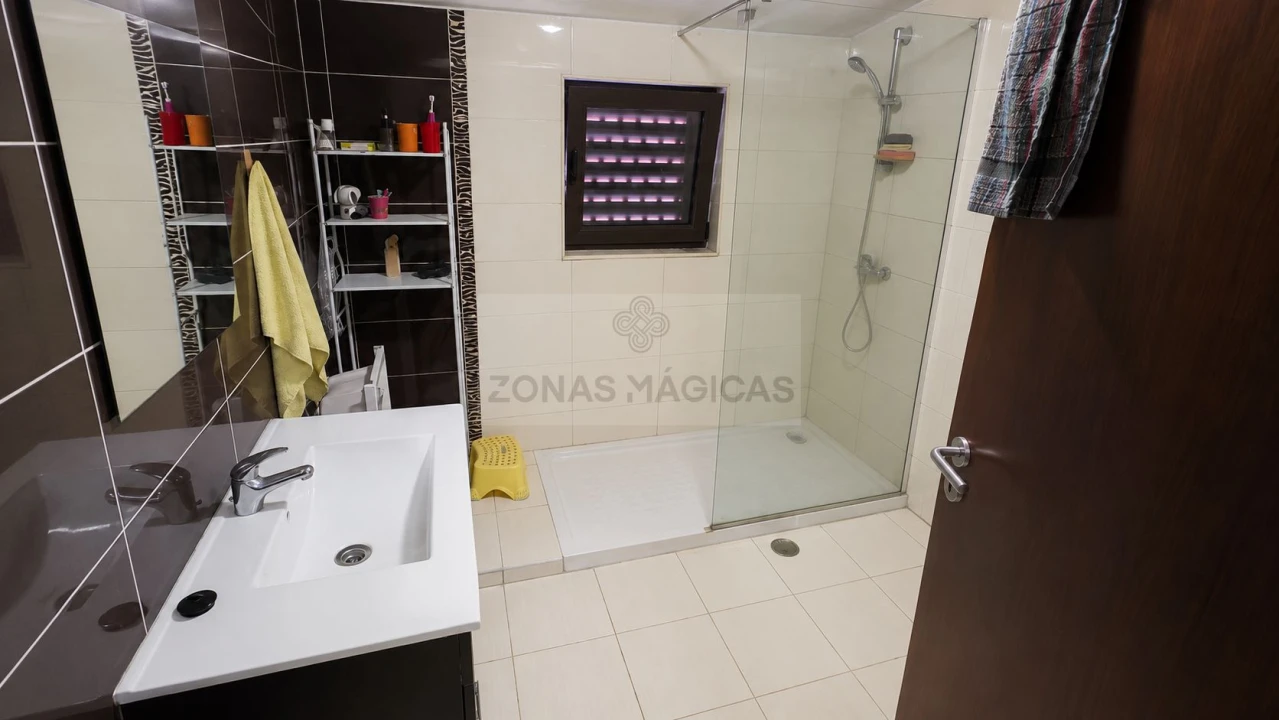 Quinta T6 para Venda em São Marcos da Serra Foto 27