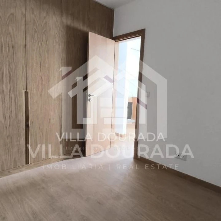 Apartamento para Venda em Oliveira do Douro Foto 11