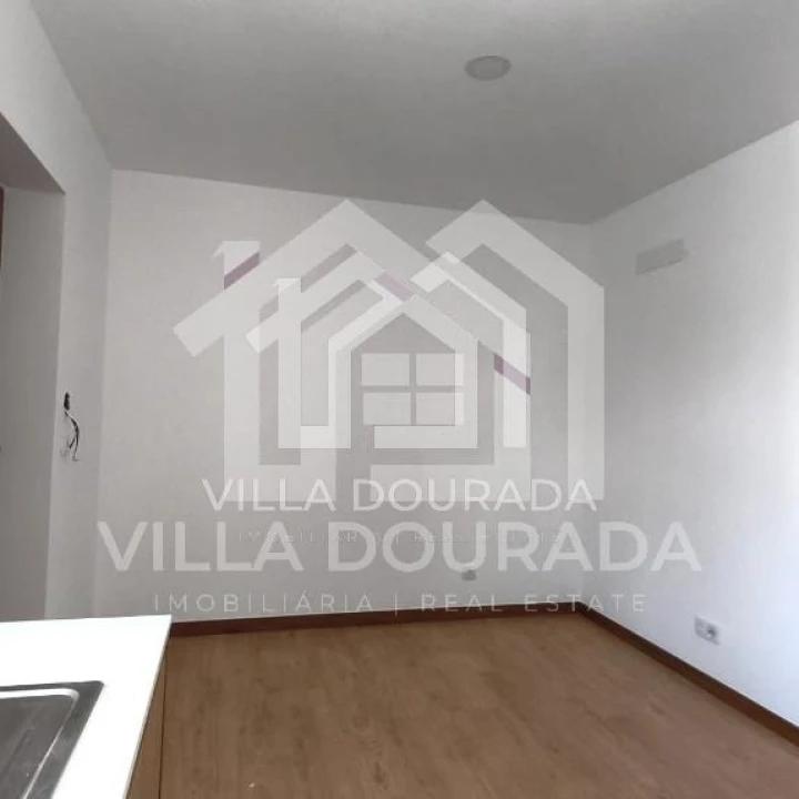 Apartamento para Venda em Oliveira do Douro Foto 10