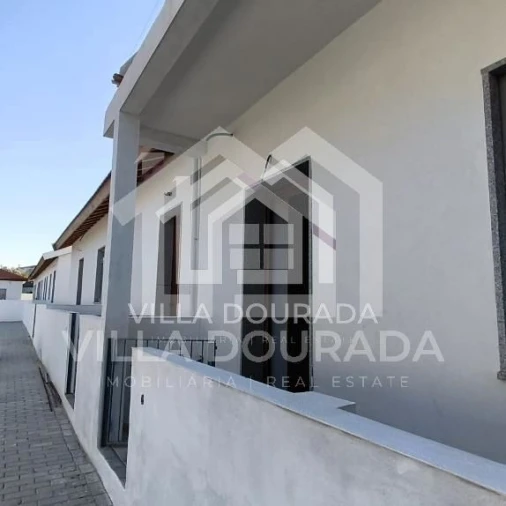 Apartamento para Venda em Oliveira do Douro Foto 4
