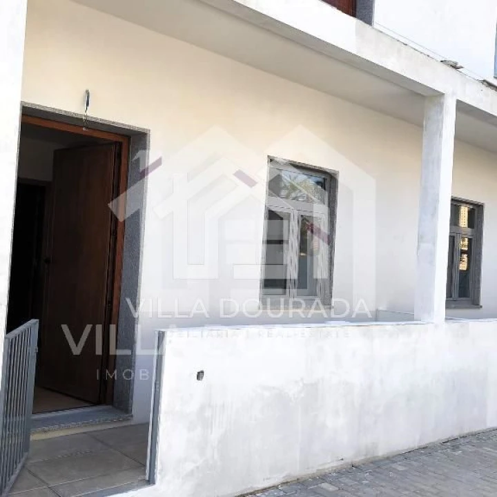 Apartamento para Venda em Oliveira do Douro Foto 5