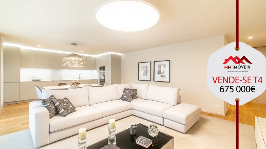Apartamento T4 para Venda em Santa Marinha