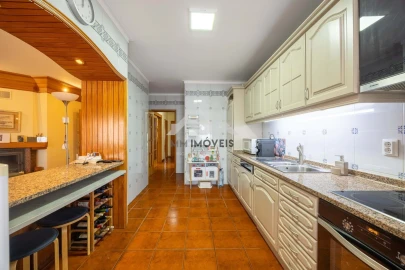 Apartamento T2 para Venda em Cidade da Maia