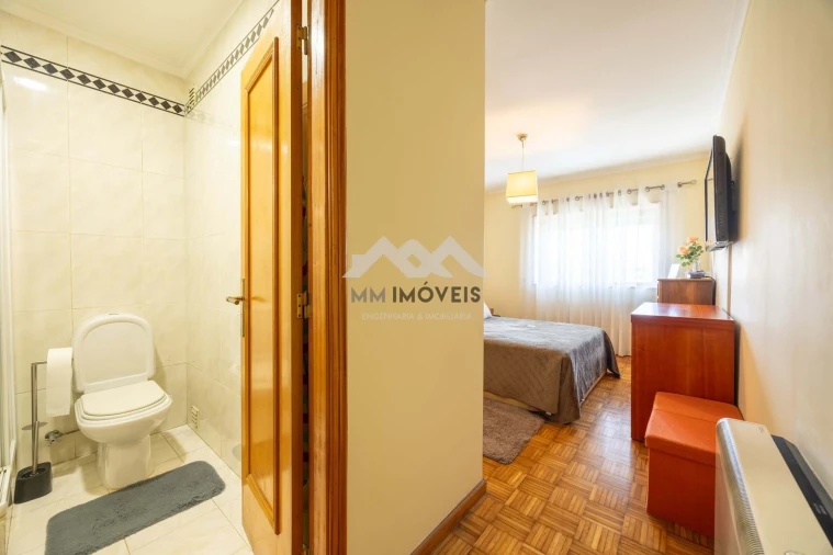 Apartamento T2 para Venda em Cidade da Maia Foto 14