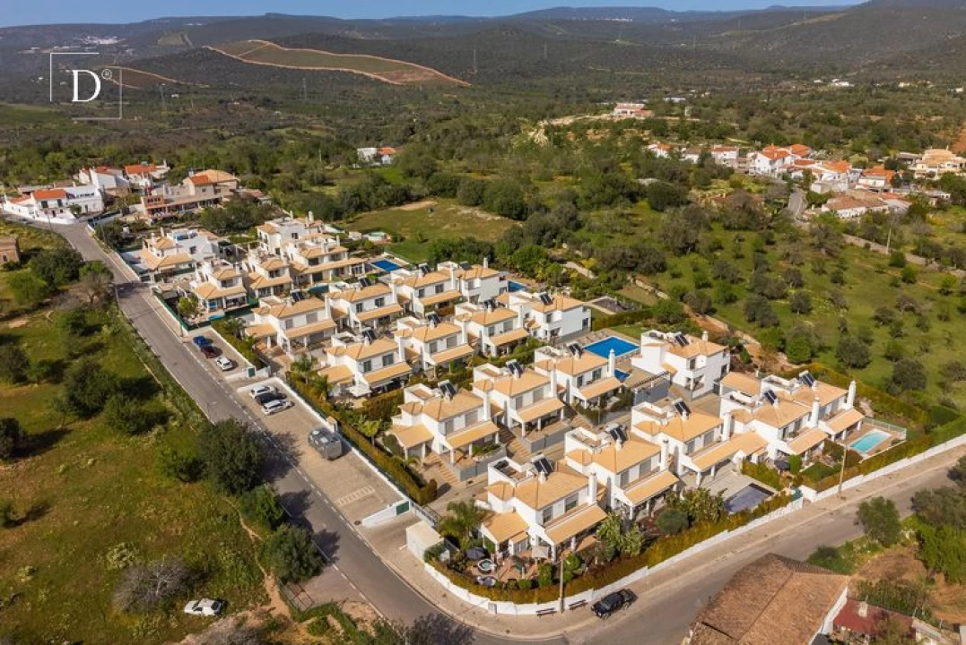 Moradia T3 para Venda em Albufeira e Olhos de Água Foto 33