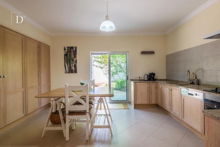 Moradia T3 para Venda em Albufeira e Olhos de Água Foto 5