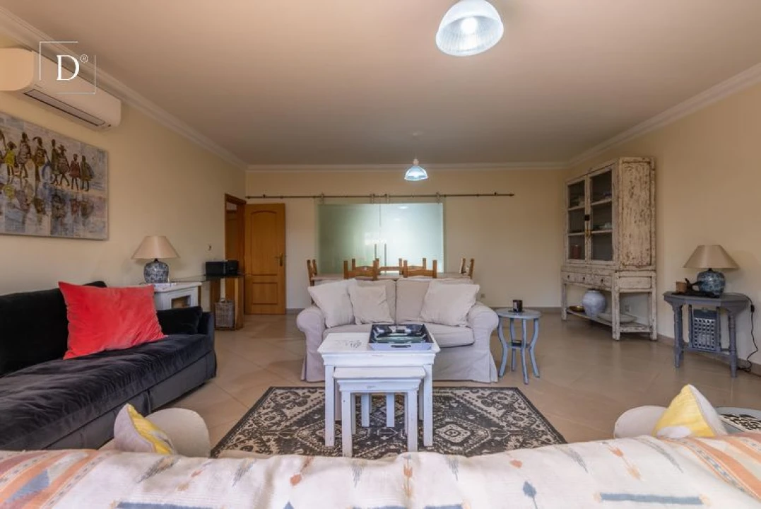 Moradia T3 para Venda em Albufeira e Olhos de Água Foto 16
