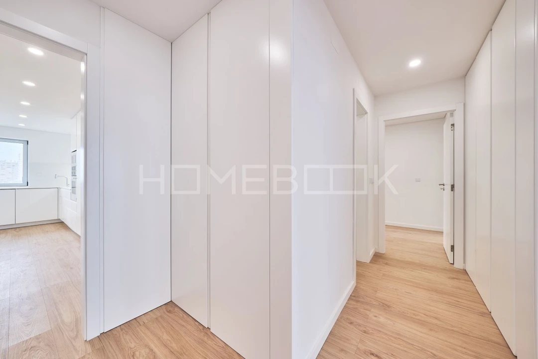 Apartamento T3 para Arrendamento em Parque das Nações Foto 6