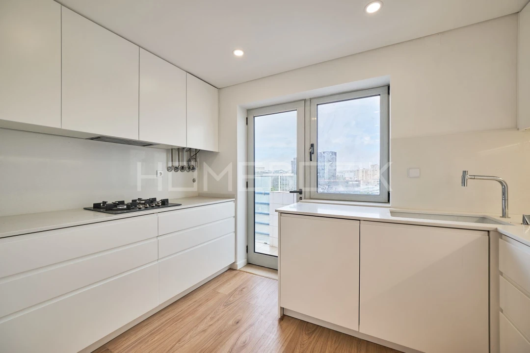 Apartamento T3 para Arrendamento em Parque das Nações Foto 18