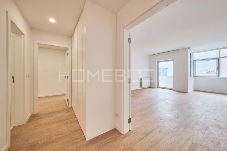 Apartamento T3 para Arrendamento em Parque das Nações Foto 3