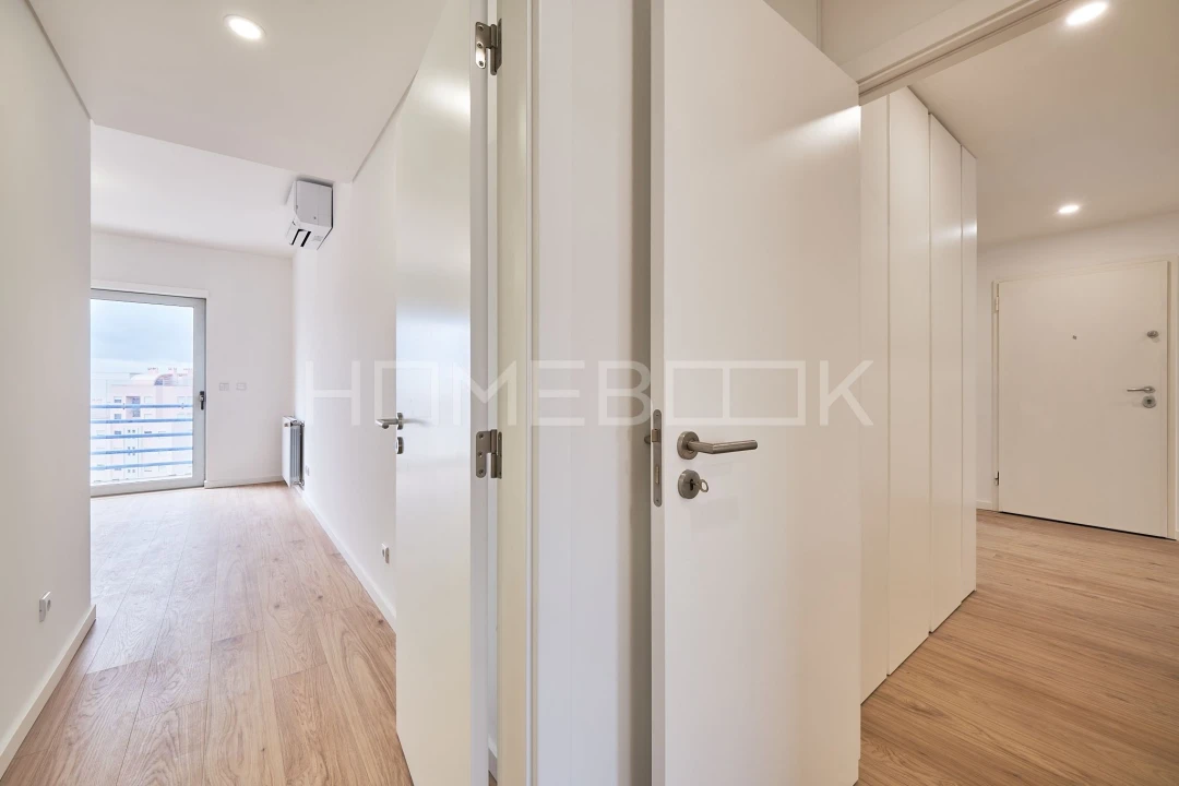 Apartamento T3 para Arrendamento em Parque das Nações Foto 11