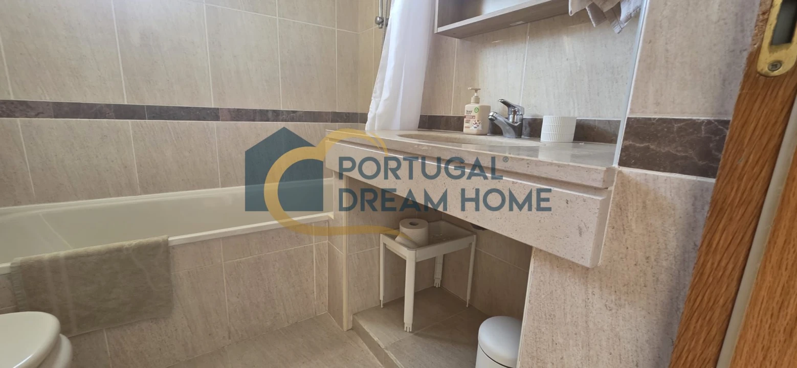 Apartamento T2 para Venda em Albufeira e Olhos de Água Foto 9