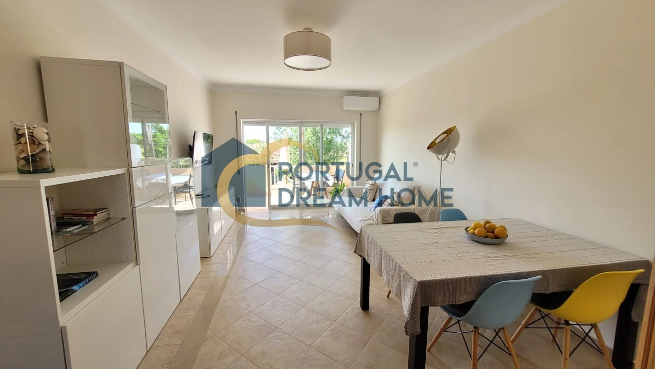 Apartamento T2 para Venda em Albufeira e Olhos de Água Foto 1