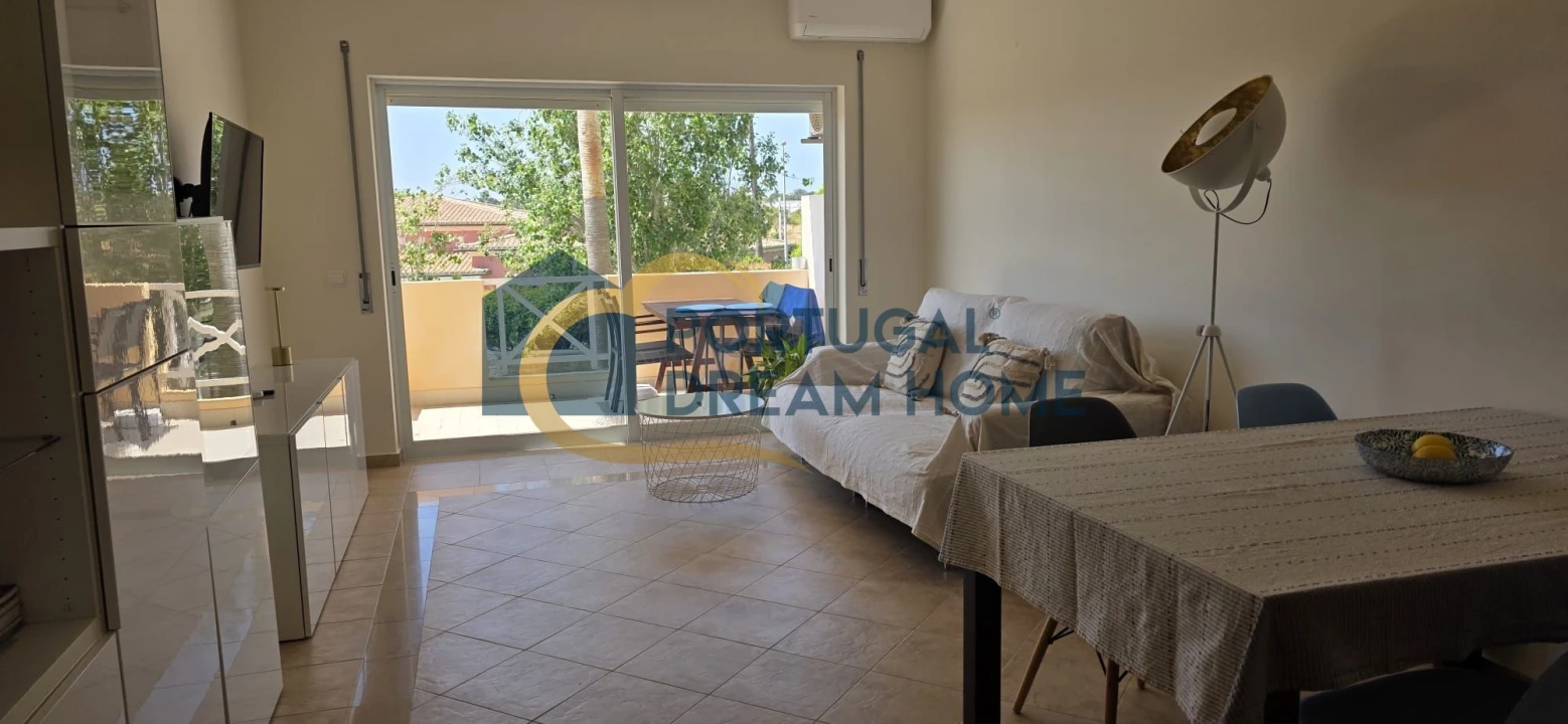 Apartamento T2 para Venda em Albufeira e Olhos de Água Foto 12