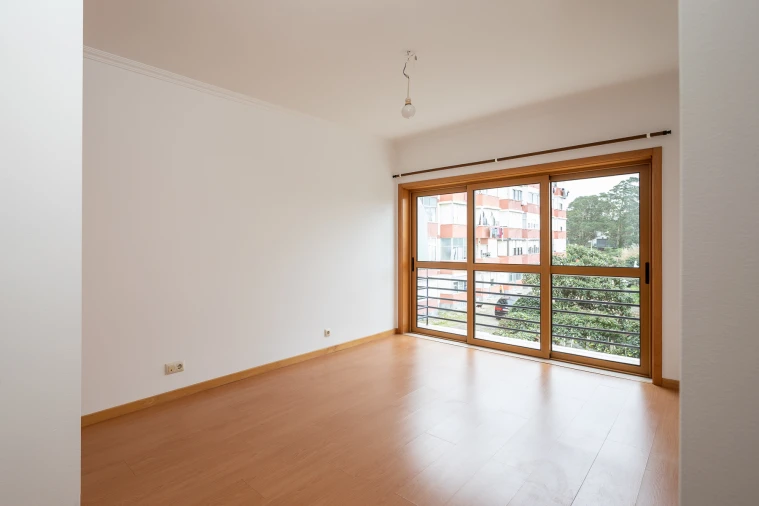 Apartamento T2 para Arrendamento em Agualva e Mira-Sintra Foto 15