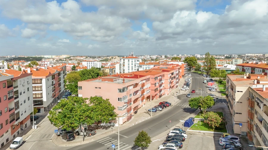 Apartamento T2 para Venda em Amora Foto 30