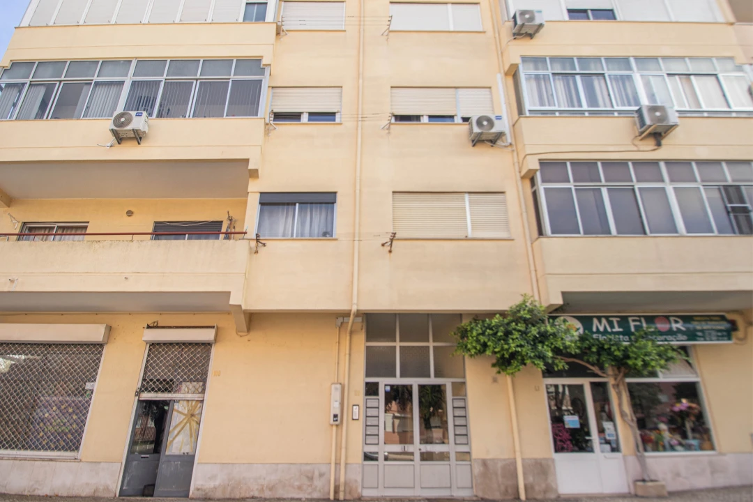 Apartamento T2 para Venda em Amora Foto 22