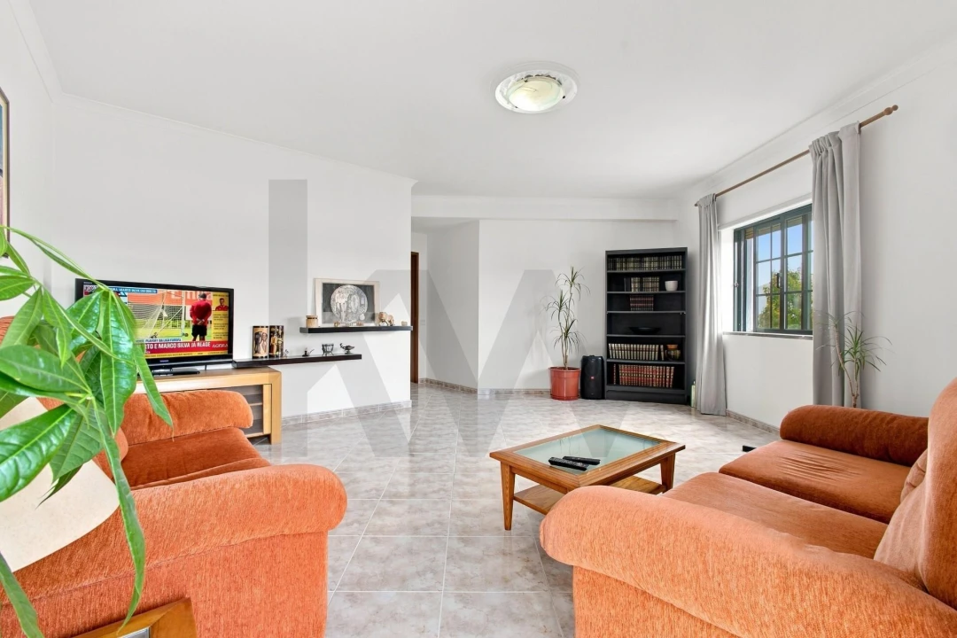 Apartamento T3 para Venda em São Brás de Alportel Foto 1