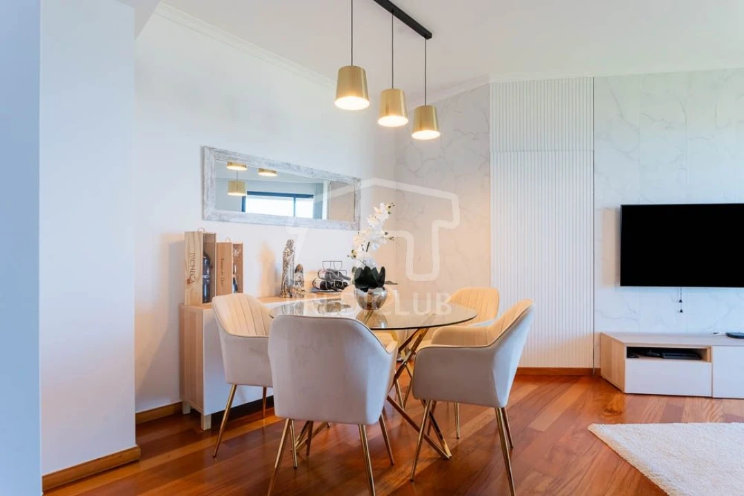 Apartamento T2 para Venda em São Martinho Foto 5