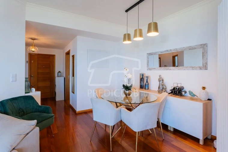 Apartamento T2 para Venda em São Martinho Foto 6
