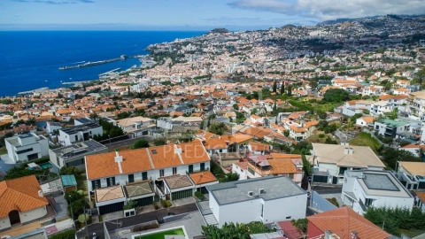 Apartamento T2 para Venda em Funchal (Santa Maria Maior)
