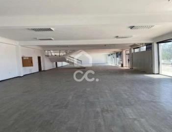 Armazém para Venda em Quinta do Anjo