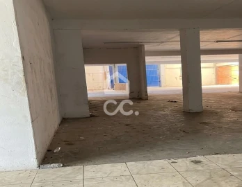 Armazém para Venda em Quinta do Anjo