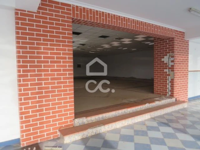 Armazém para Venda em Quinta do Anjo Foto 12