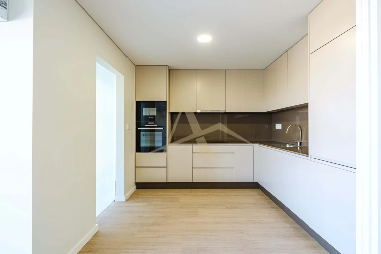 Apartamento T3 para Venda em Santa Marinha Foto 11