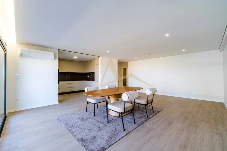 Apartamento T3 para Venda em Santa Marinha Foto 7