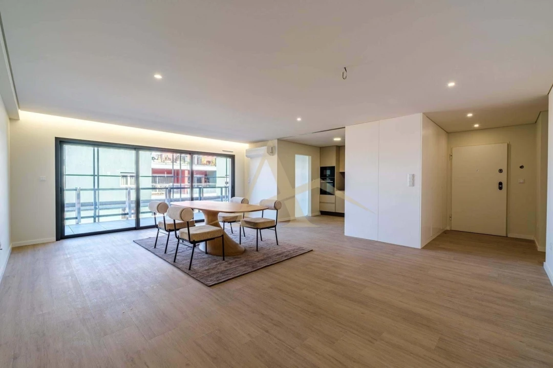 Apartamento T3 para Venda em Santa Marinha Foto 5
