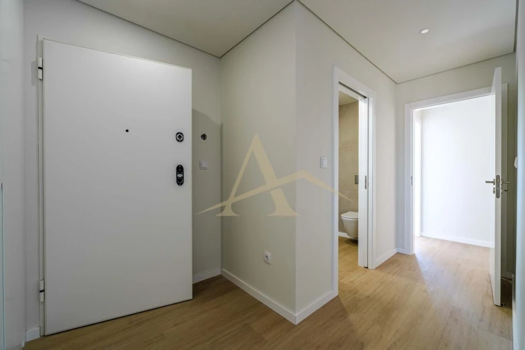 Apartamento T3 para Venda em Santa Marinha Foto 12