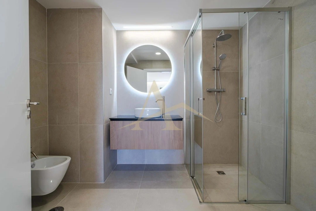 Apartamento T3 para Venda em Santa Marinha Foto 4