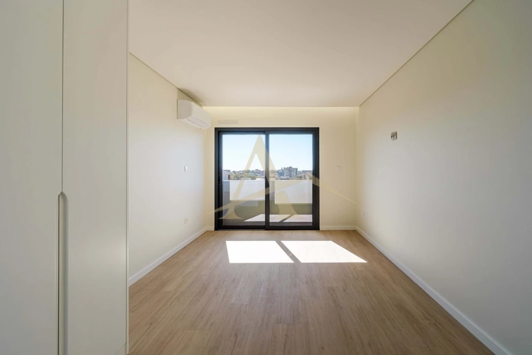 Apartamento T3 para Venda em Santa Marinha Foto 14