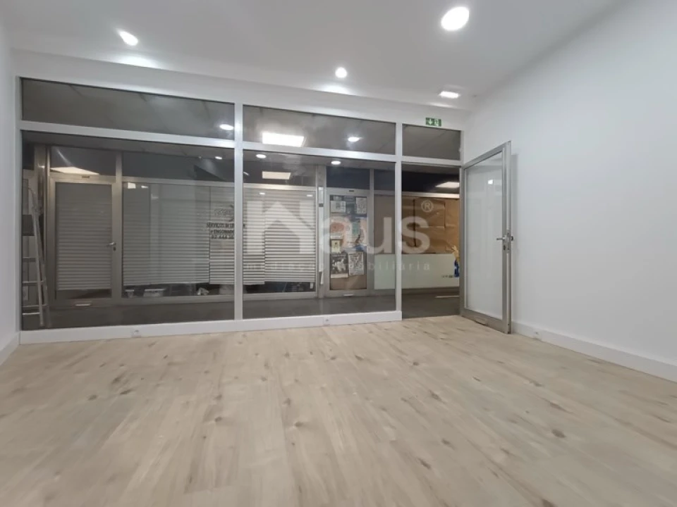 Loja para Arrendamento em Montijo e Afonsoeiro Foto 3