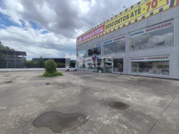 Armazém para Arrendamento em Palmela