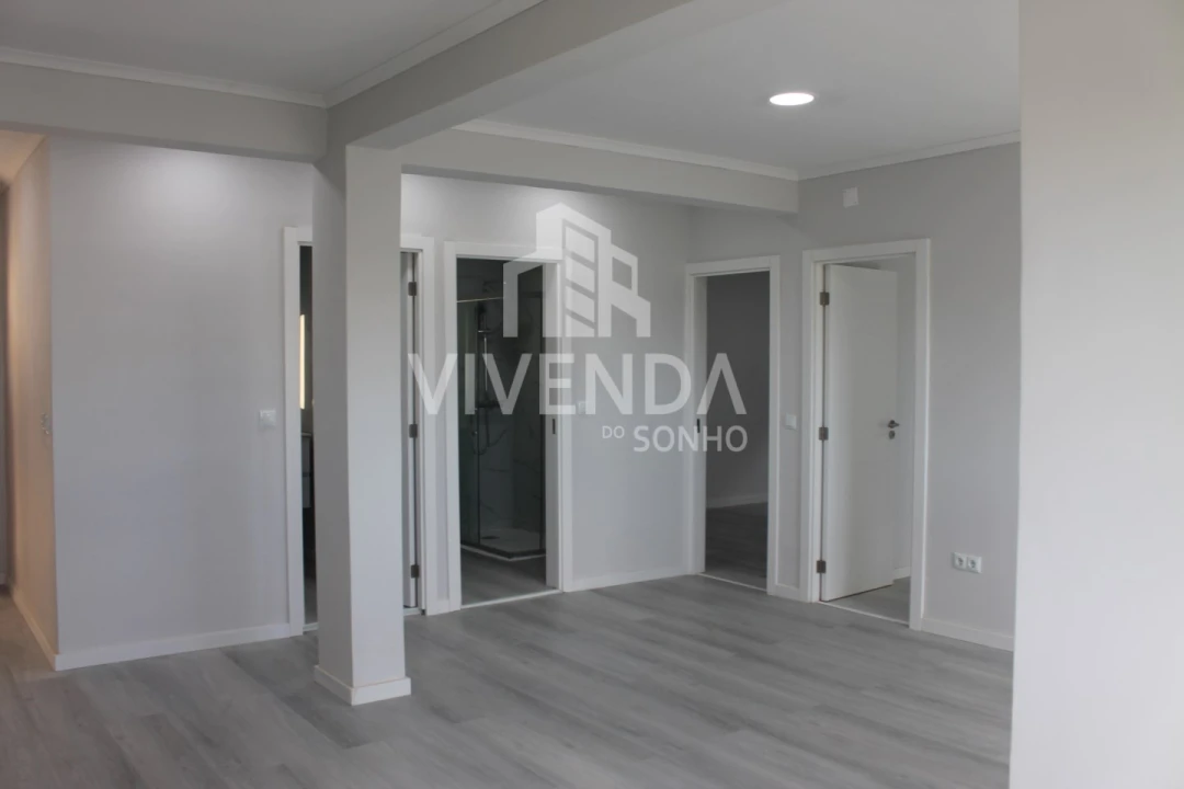 Apartamento T2 para Venda em Setubal (São Sebastião) Foto 3