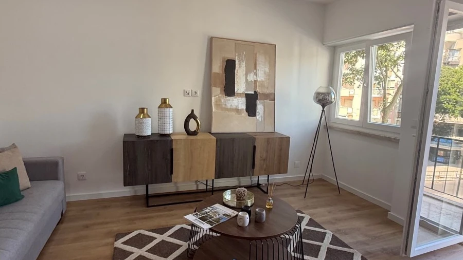 Apartamento T3 para Venda em Benfica