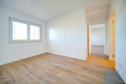 Apartamento T5 para Arrendamento em Cascais e Estoril